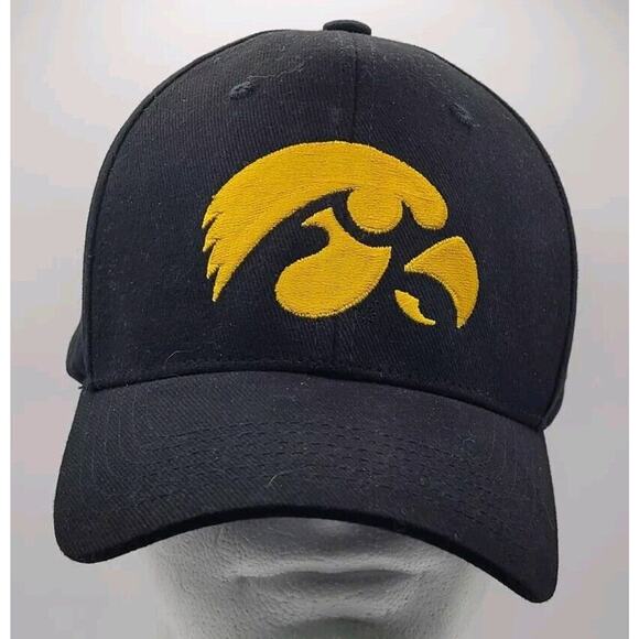 Embroidered Logo IOWA‎ HAWKEYES Black Hat Cap CAPTIVATING HEADGEAR Strapback - Picture 1 of 9